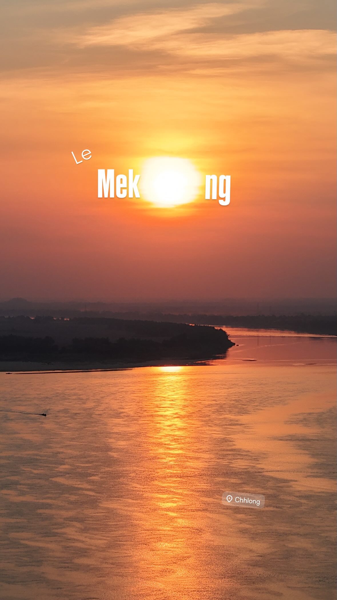 Coucher de soleil sur le Mékong à Chhlong