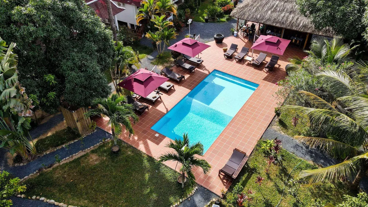 Champa Lodge
