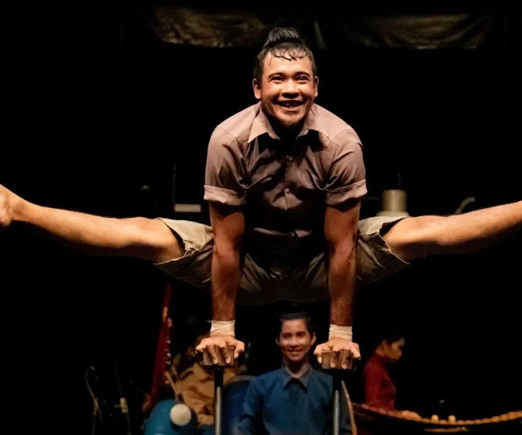 Phare, Le Cirque Cambodgien