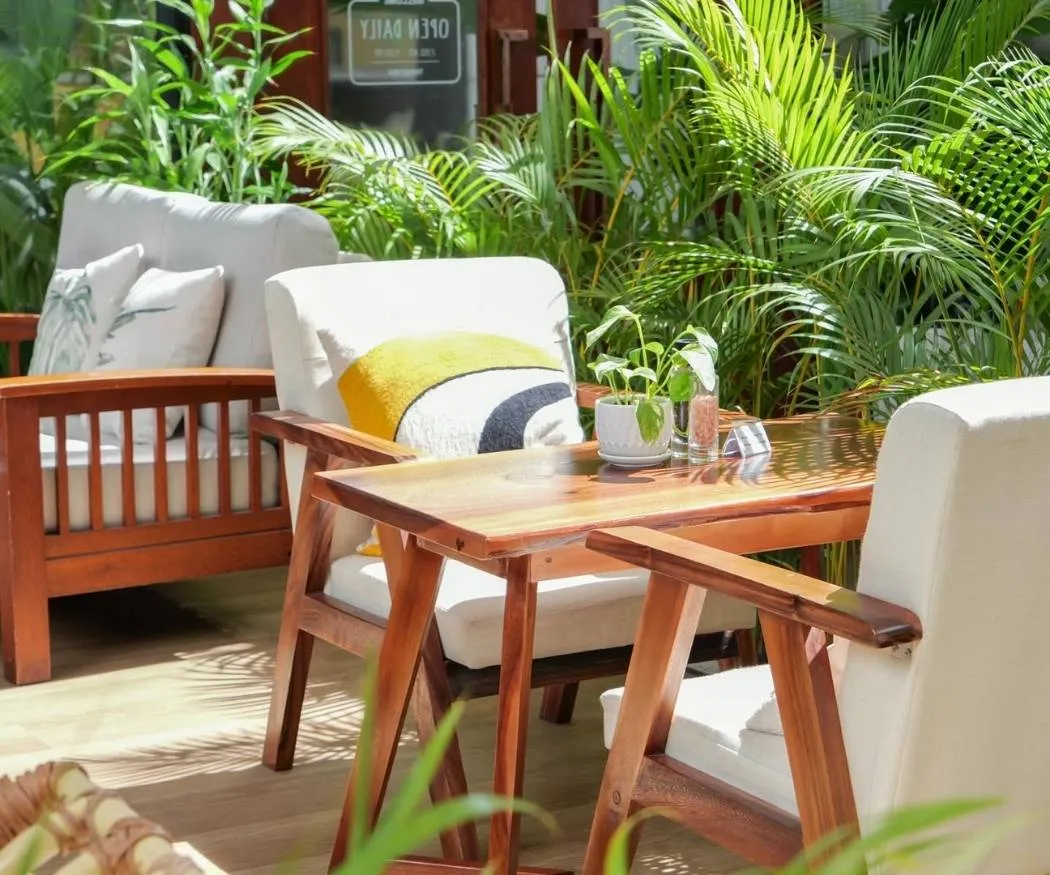Backyard Cafe