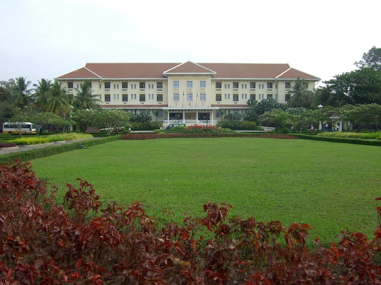 Raffles Grand Hotel d’Angkor