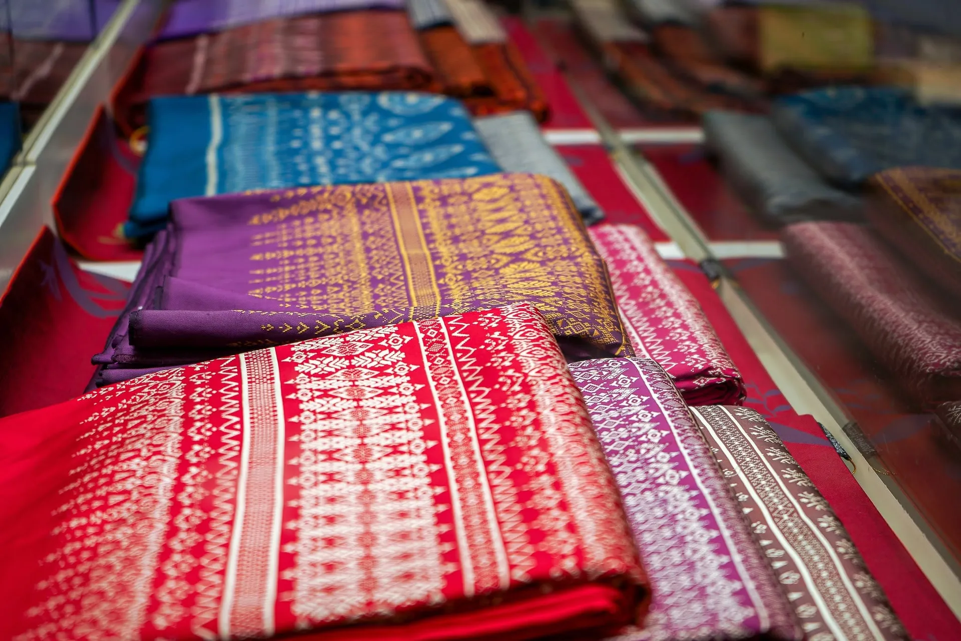 Pchum Ben Silk Gifts